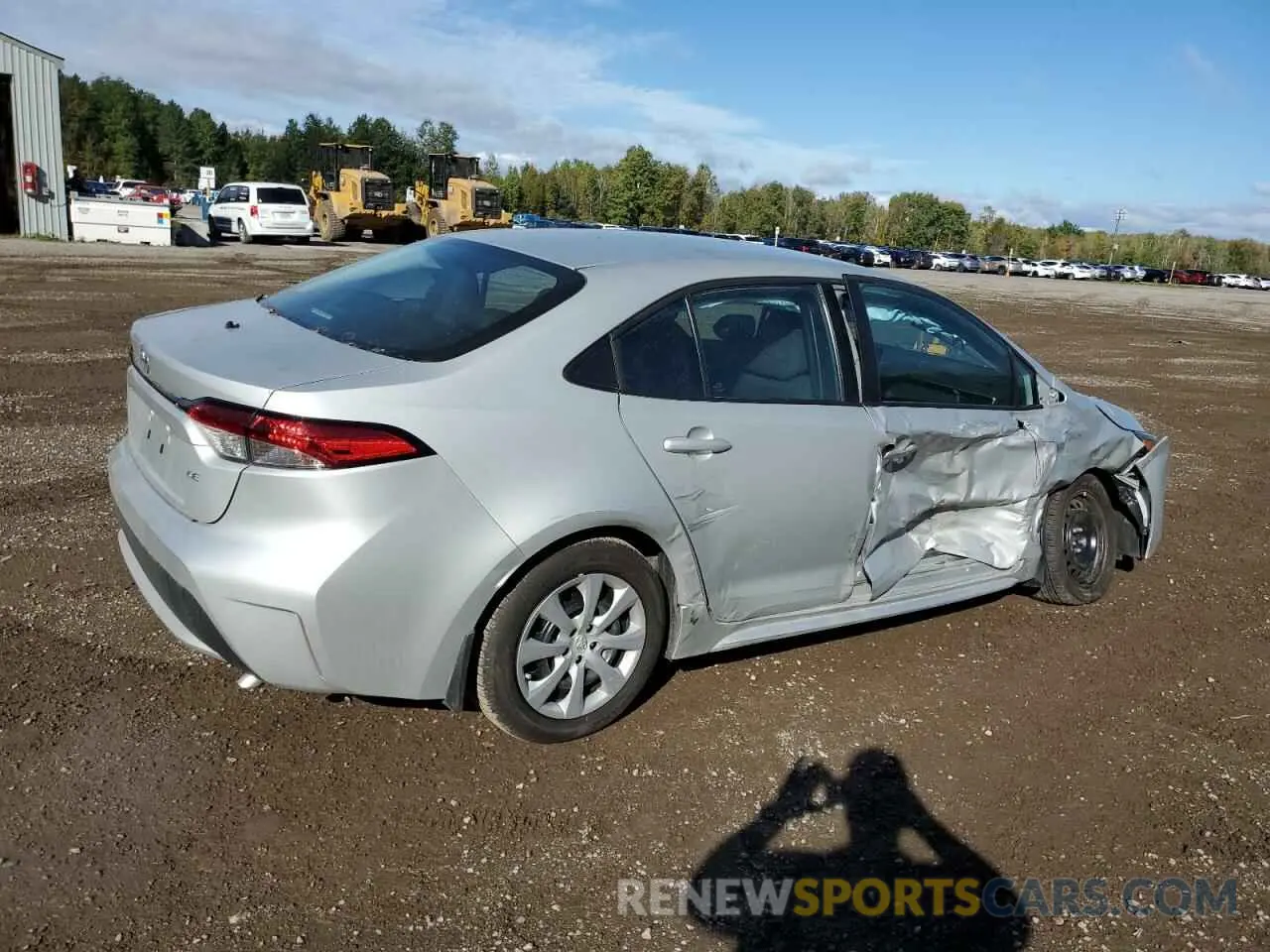 3 Photograph of a damaged car 5YFBPMBE6MP241061 TOYOTA COROLLA 2021
