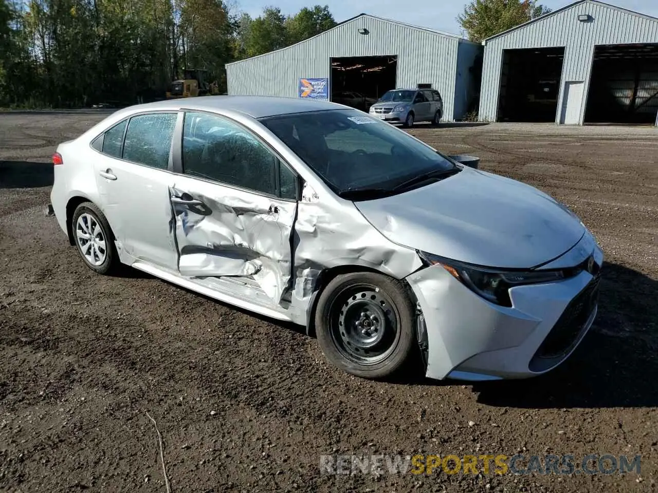 4 Photograph of a damaged car 5YFBPMBE6MP241061 TOYOTA COROLLA 2021