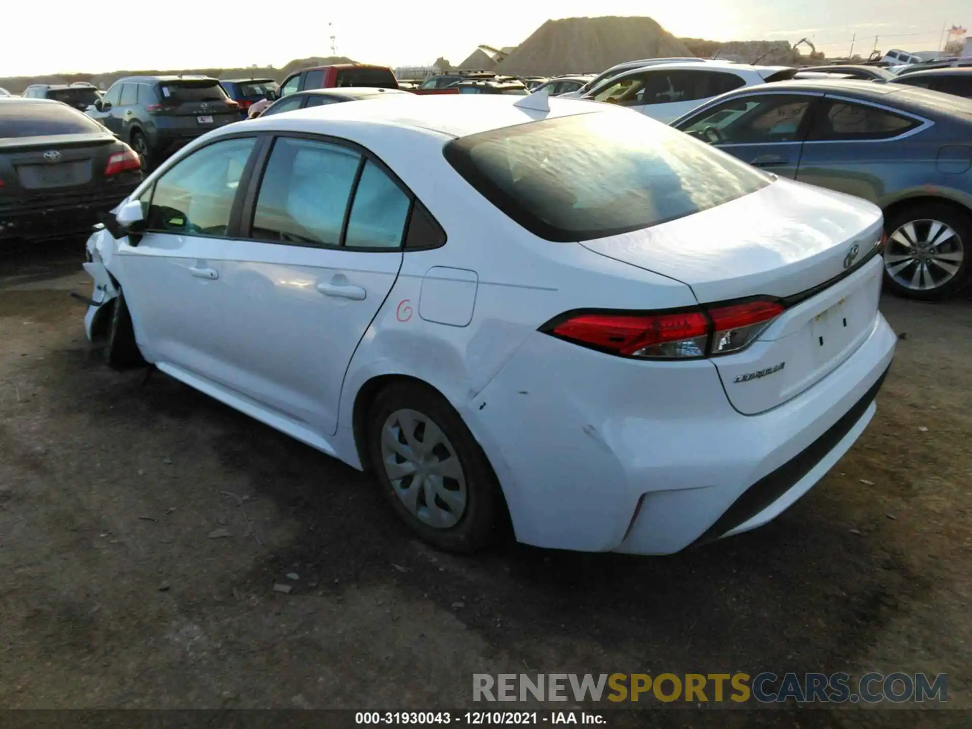 3 Photograph of a damaged car 5YFDPMAE5MP154424 TOYOTA COROLLA 2021