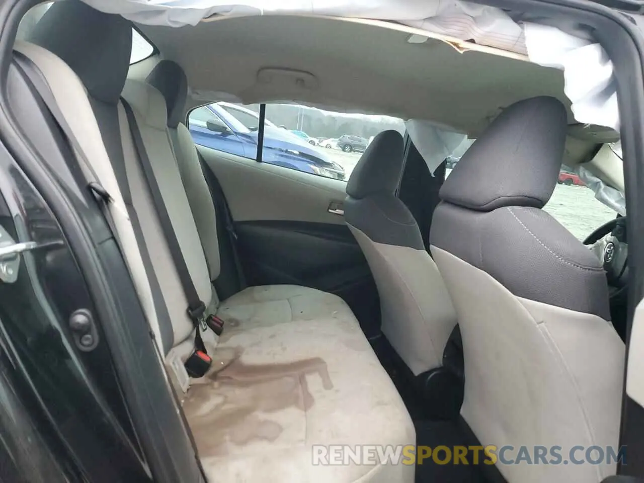 11 Photograph of a damaged car 5YFDPMAE9MP167130 TOYOTA COROLLA 2021