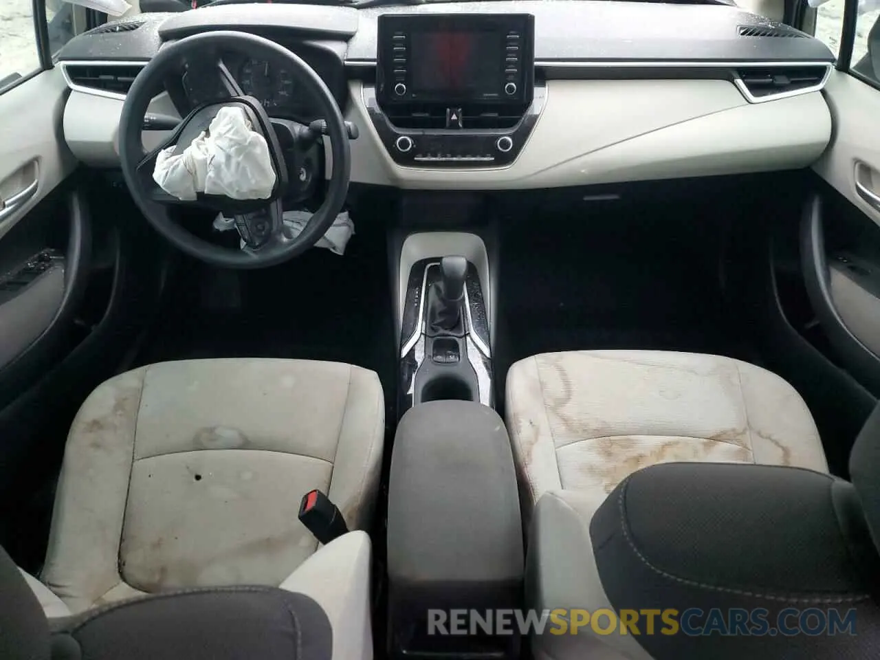 8 Photograph of a damaged car 5YFDPMAE9MP167130 TOYOTA COROLLA 2021
