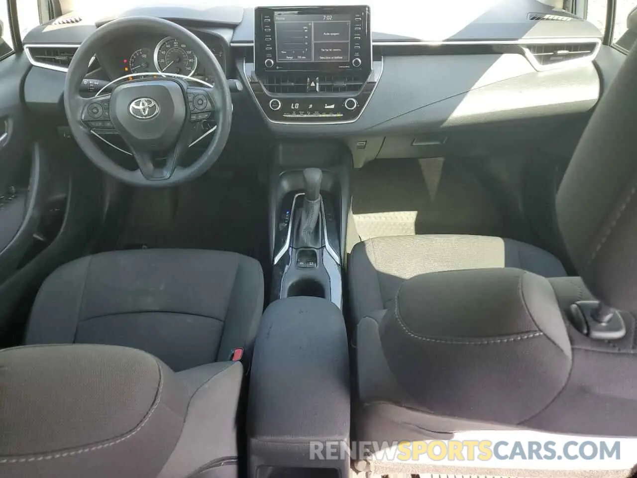 8 Photograph of a damaged car 5YFEPMAE0MP151600 TOYOTA COROLLA 2021