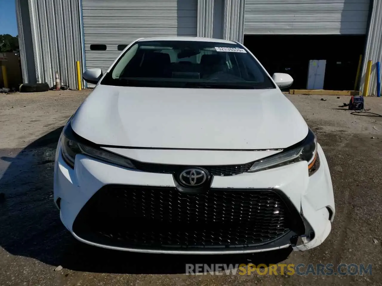 5 Photograph of a damaged car 5YFEPMAE0MP152438 TOYOTA COROLLA 2021