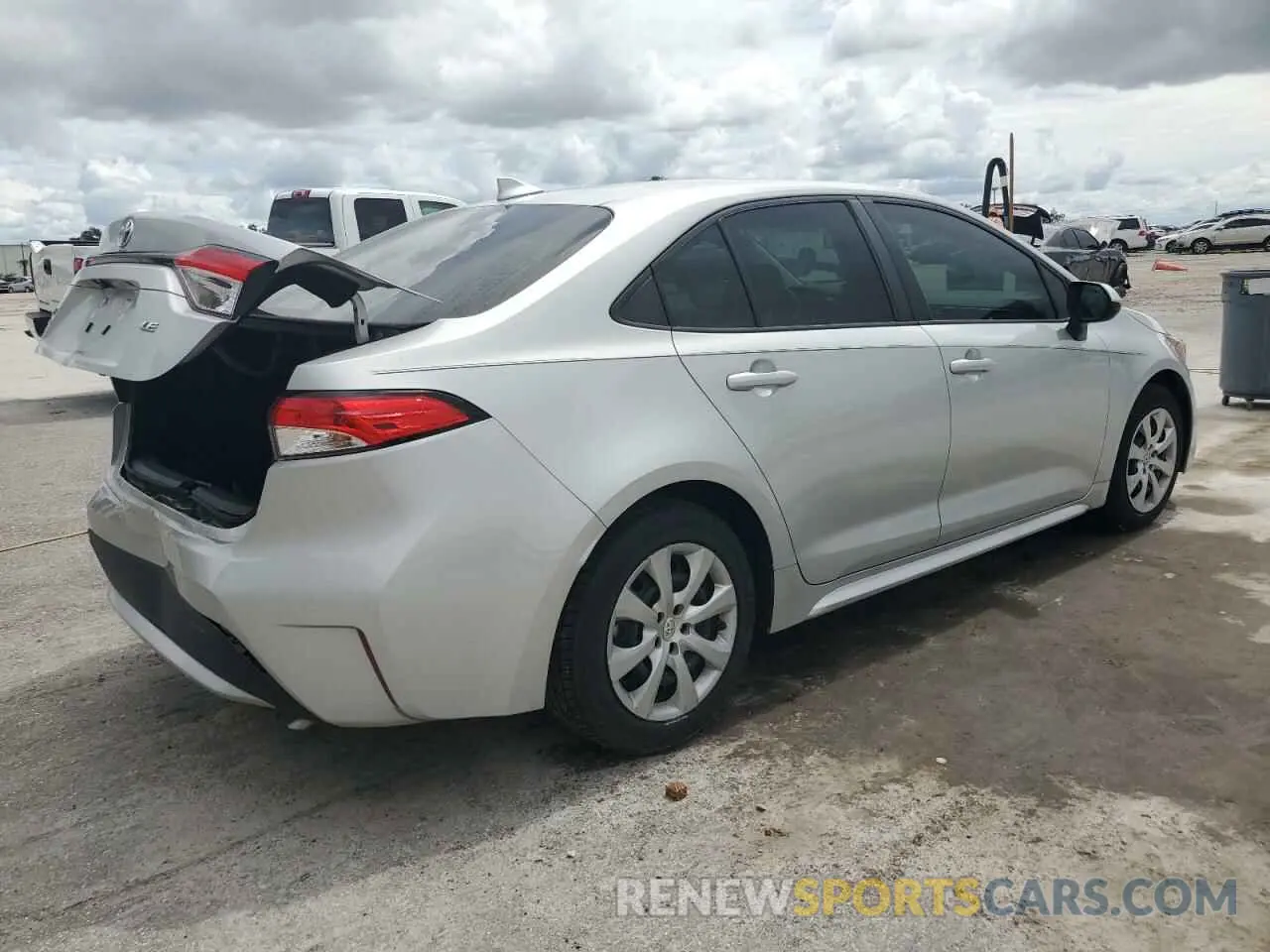 3 Photograph of a damaged car 5YFEPMAE0MP152469 TOYOTA COROLLA 2021