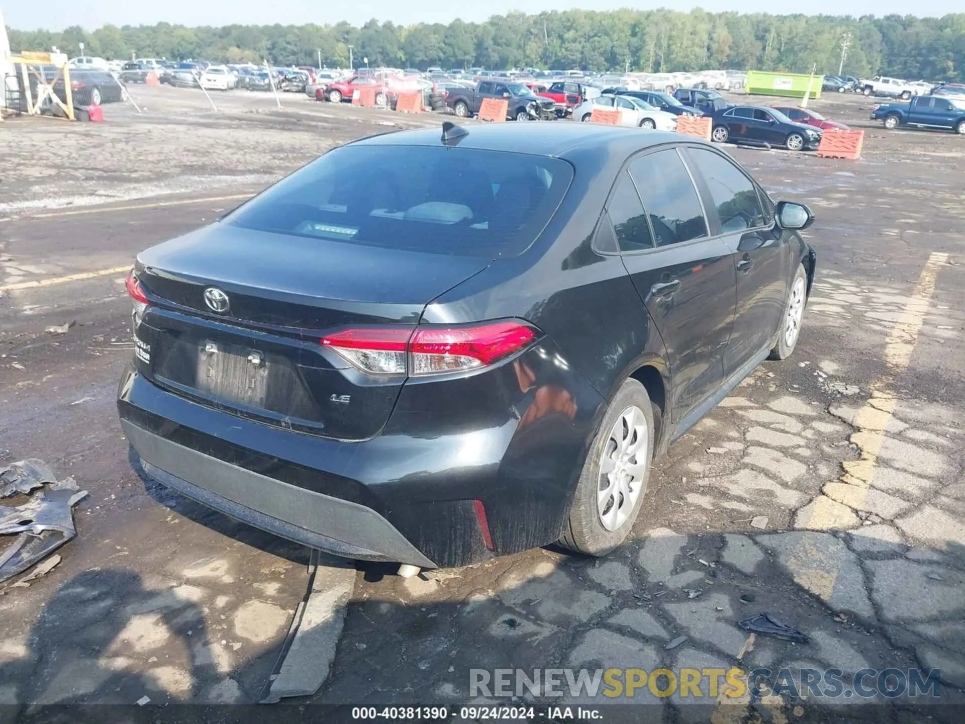 4 Photograph of a damaged car 5YFEPMAE0MP163360 TOYOTA COROLLA 2021