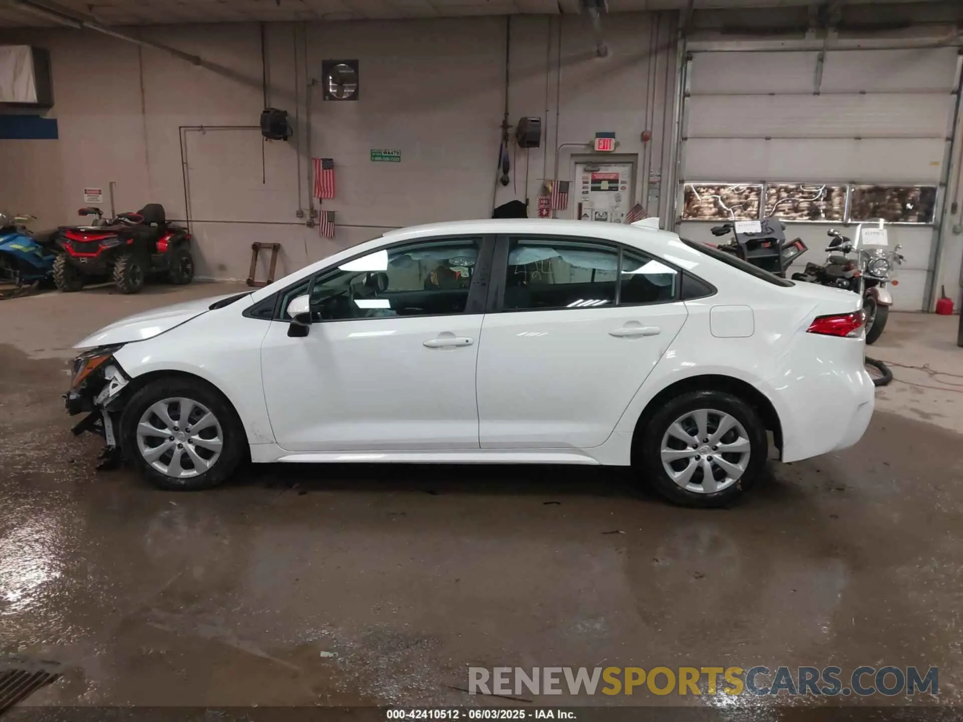 15 Photograph of a damaged car 5YFEPMAE0MP165268 TOYOTA COROLLA 2021