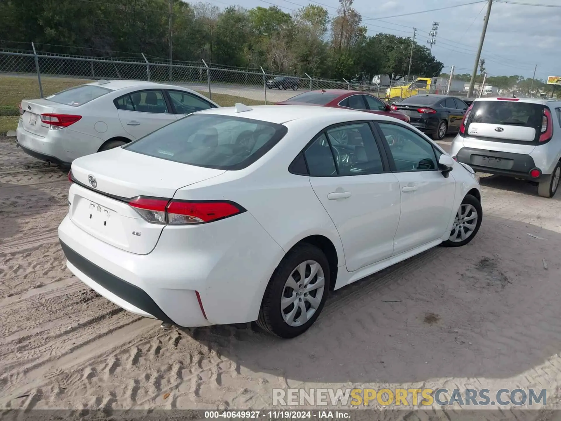 4 Photograph of a damaged car 5YFEPMAE0MP181762 TOYOTA COROLLA 2021