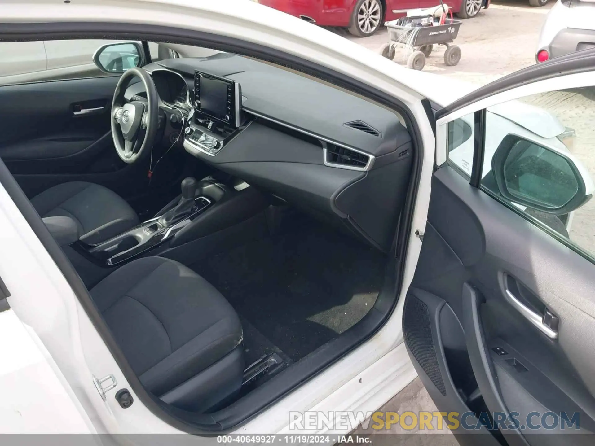 5 Photograph of a damaged car 5YFEPMAE0MP181762 TOYOTA COROLLA 2021