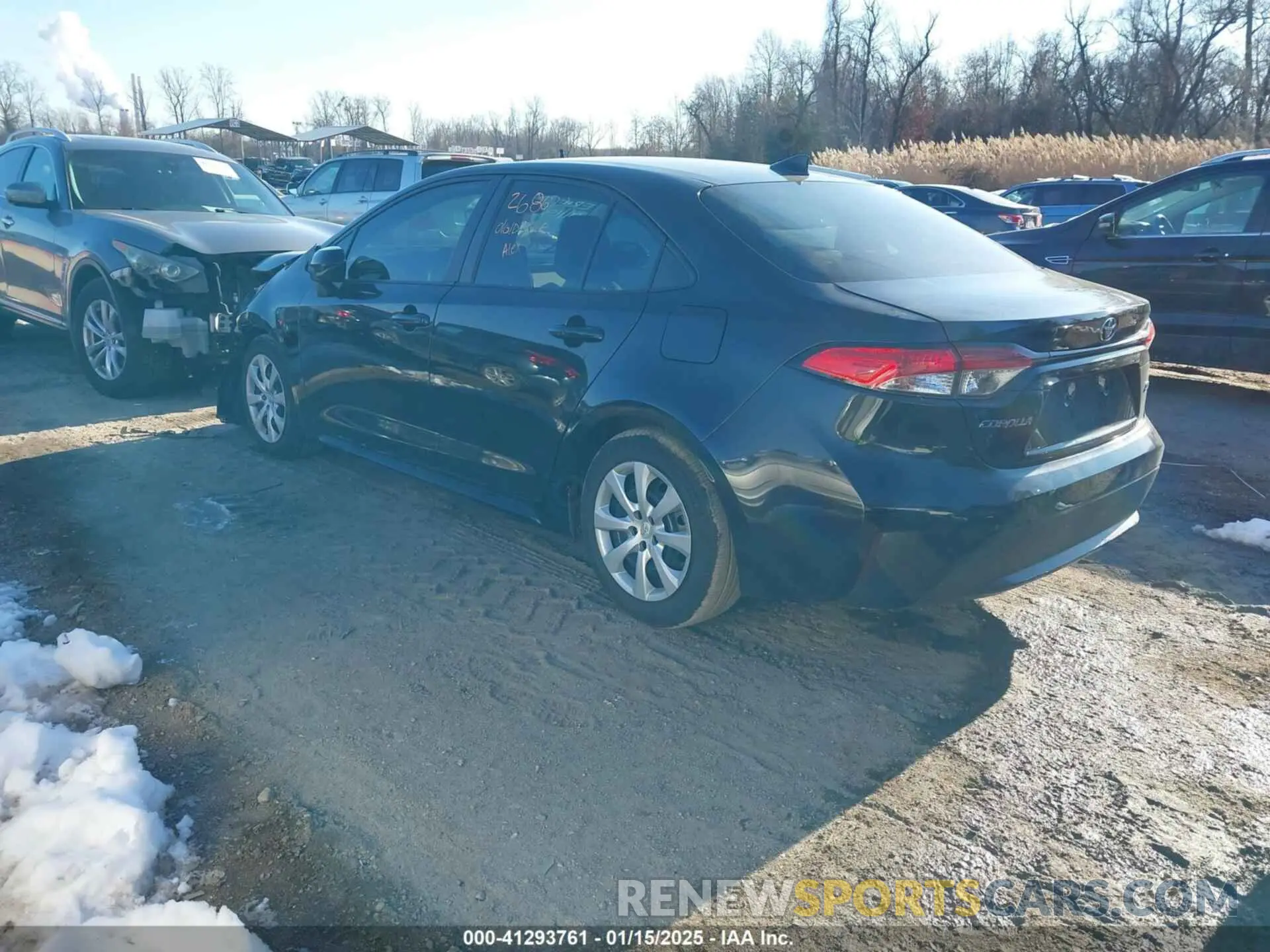 3 Photograph of a damaged car 5YFEPMAE0MP182796 TOYOTA COROLLA 2021