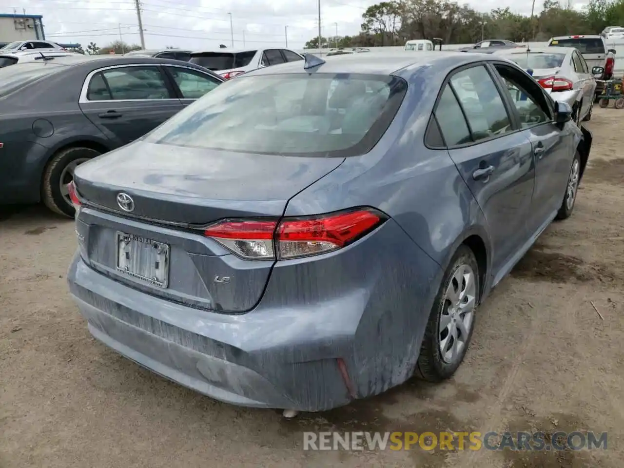 4 Photograph of a damaged car 5YFEPMAE0MP195225 TOYOTA COROLLA 2021