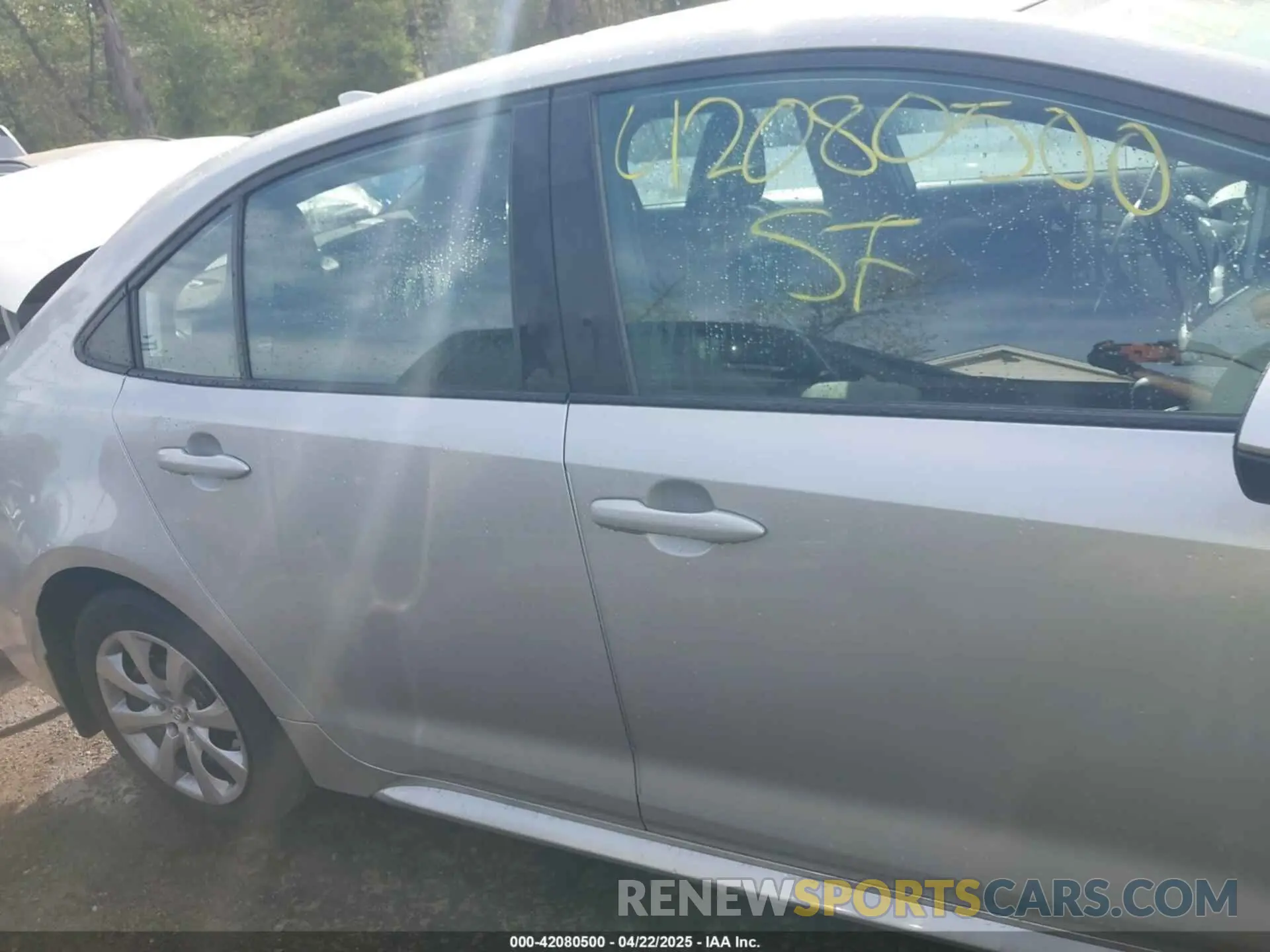 13 Photograph of a damaged car 5YFEPMAE0MP202514 TOYOTA COROLLA 2021