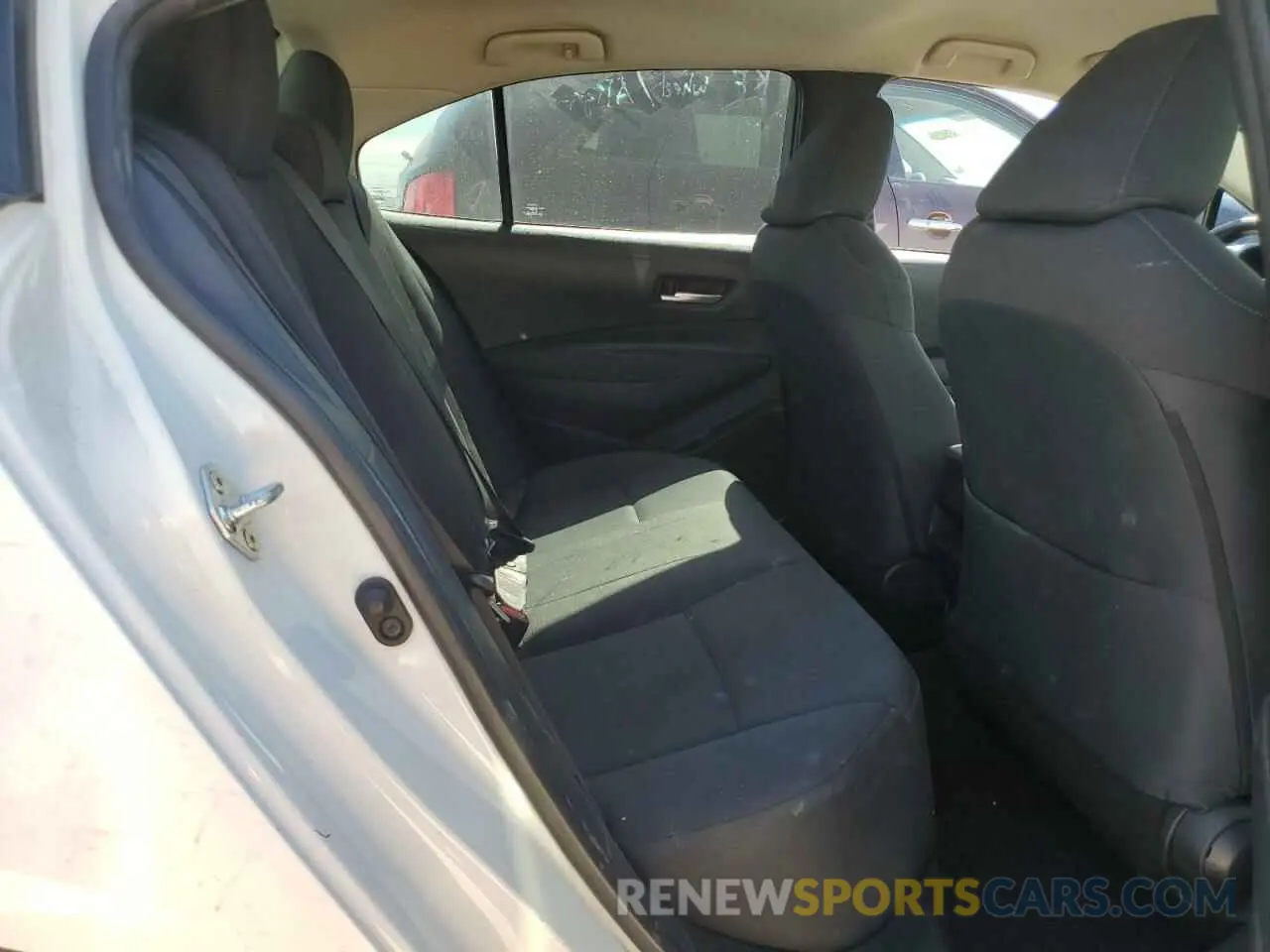 10 Photograph of a damaged car 5YFEPMAE0MP207468 TOYOTA COROLLA 2021