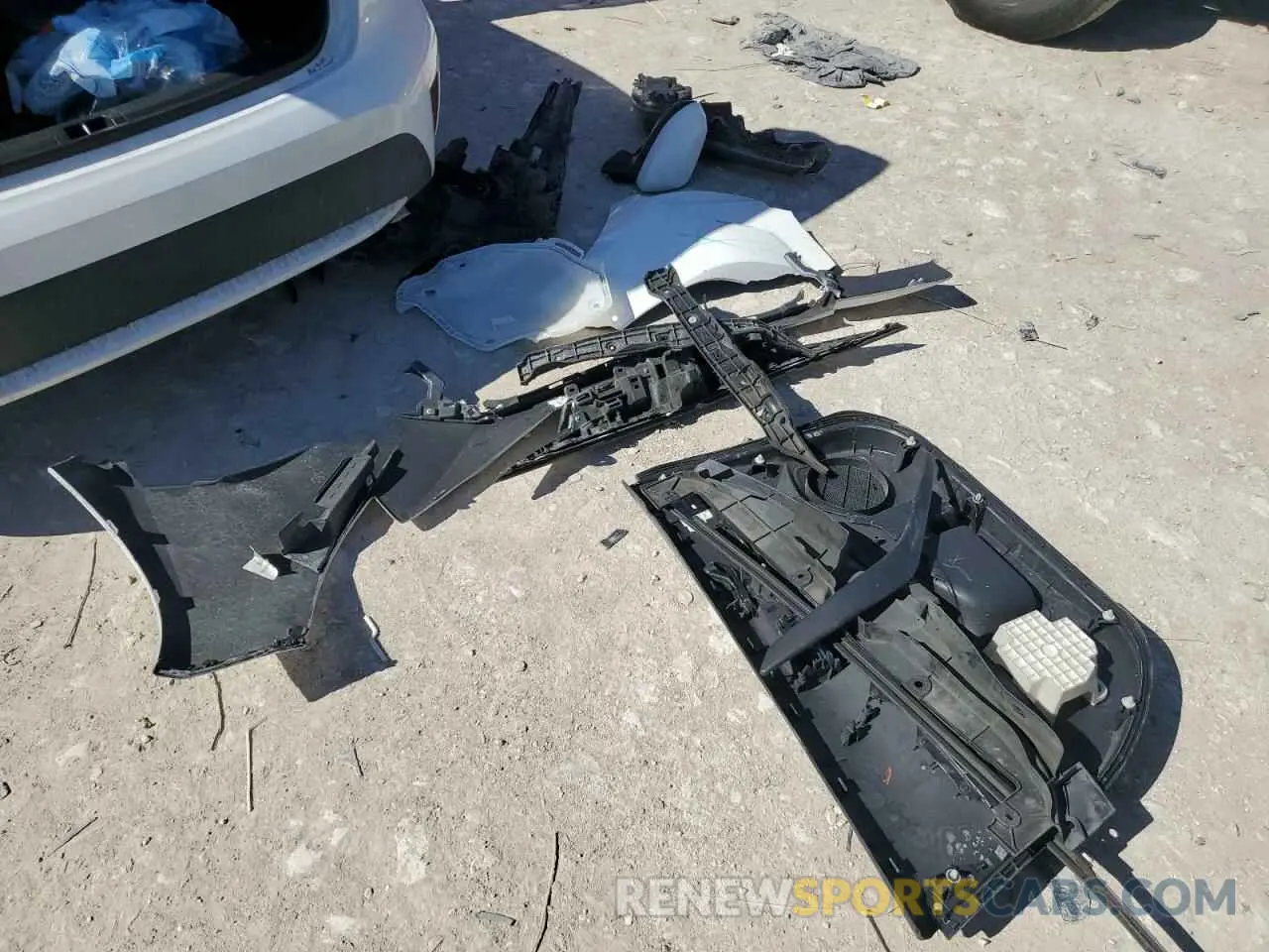 12 Photograph of a damaged car 5YFEPMAE0MP207468 TOYOTA COROLLA 2021