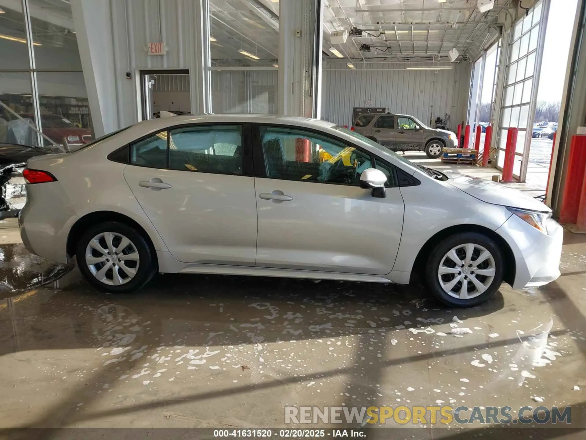 13 Photograph of a damaged car 5YFEPMAE0MP214064 TOYOTA COROLLA 2021