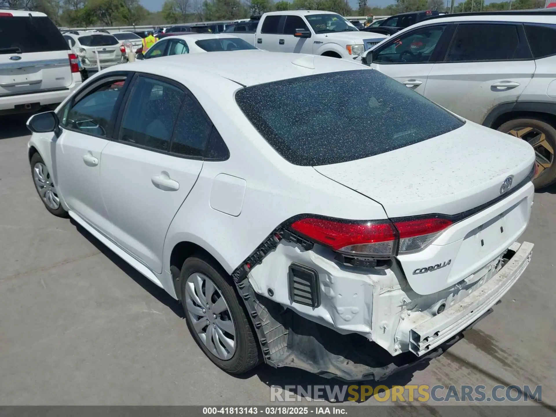 3 Photograph of a damaged car 5YFEPMAE0MP219510 TOYOTA COROLLA 2021