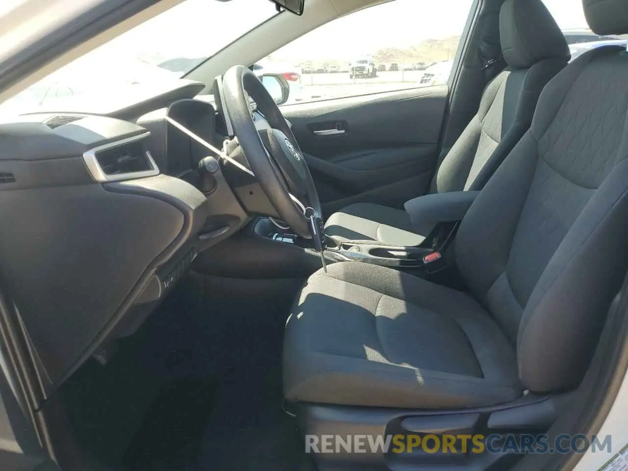 7 Photograph of a damaged car 5YFEPMAE0MP220303 TOYOTA COROLLA 2021