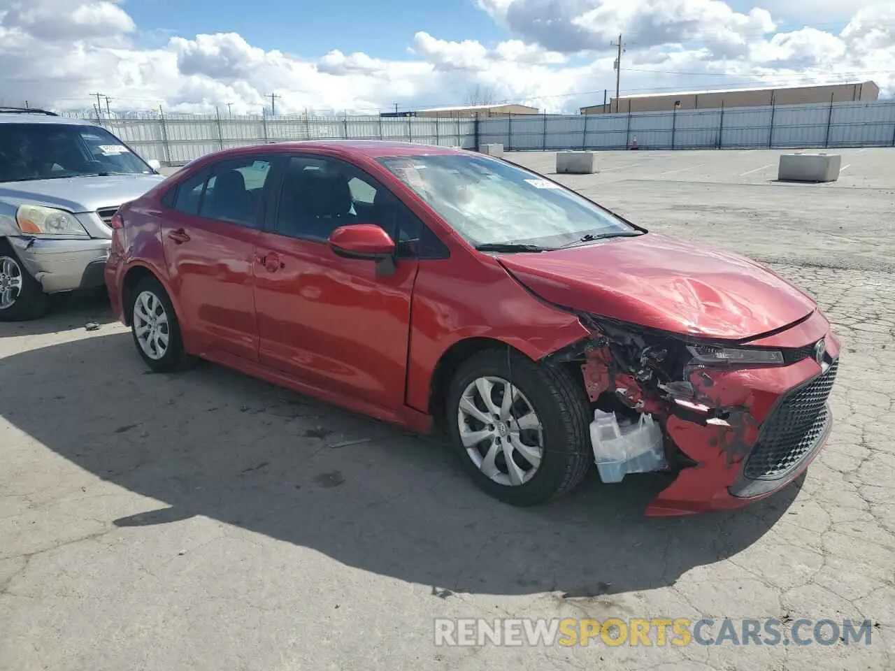 4 Photograph of a damaged car 5YFEPMAE0MP223668 TOYOTA COROLLA 2021