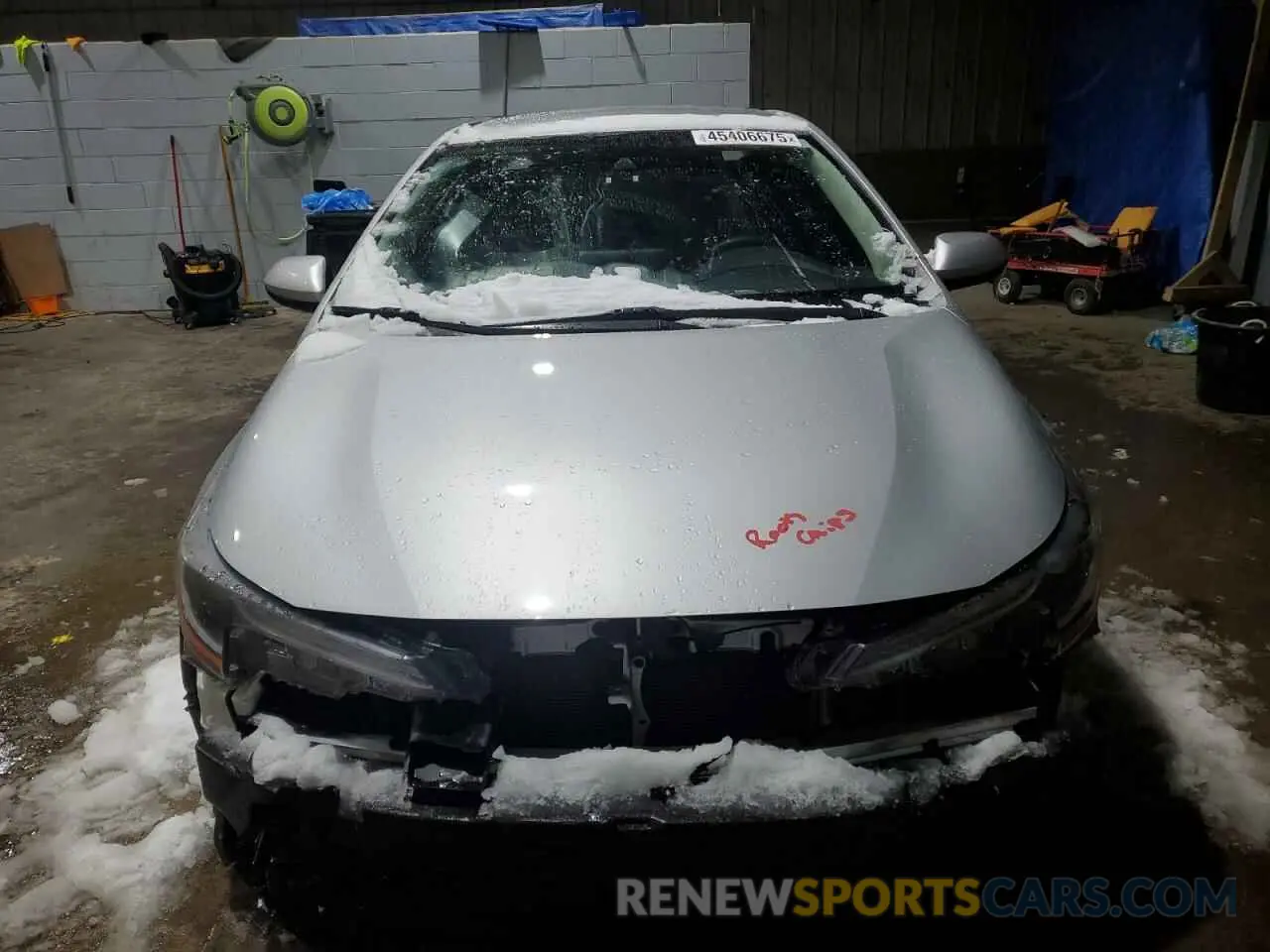 5 Photograph of a damaged car 5YFEPMAE0MP225873 TOYOTA COROLLA 2021