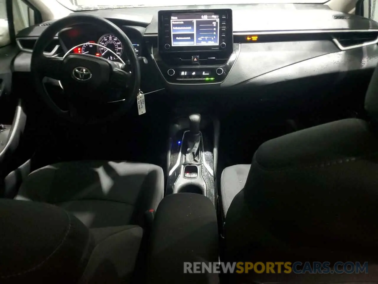 8 Photograph of a damaged car 5YFEPMAE0MP225873 TOYOTA COROLLA 2021