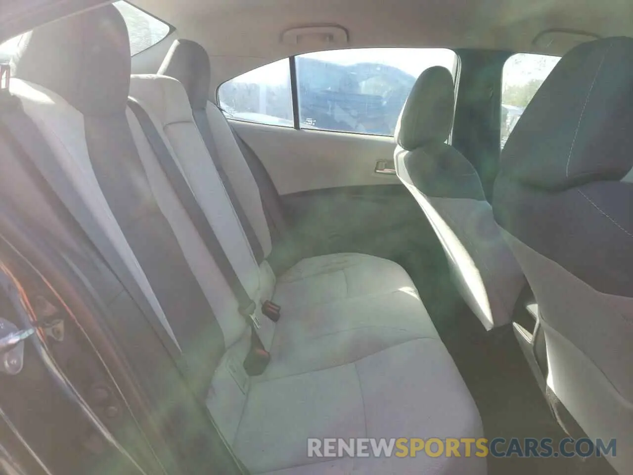 10 Photograph of a damaged car 5YFEPMAE0MP229700 TOYOTA COROLLA 2021