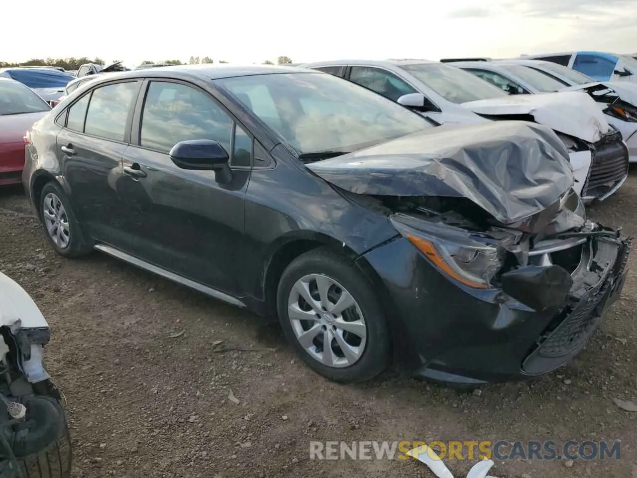 4 Photograph of a damaged car 5YFEPMAE0MP229700 TOYOTA COROLLA 2021