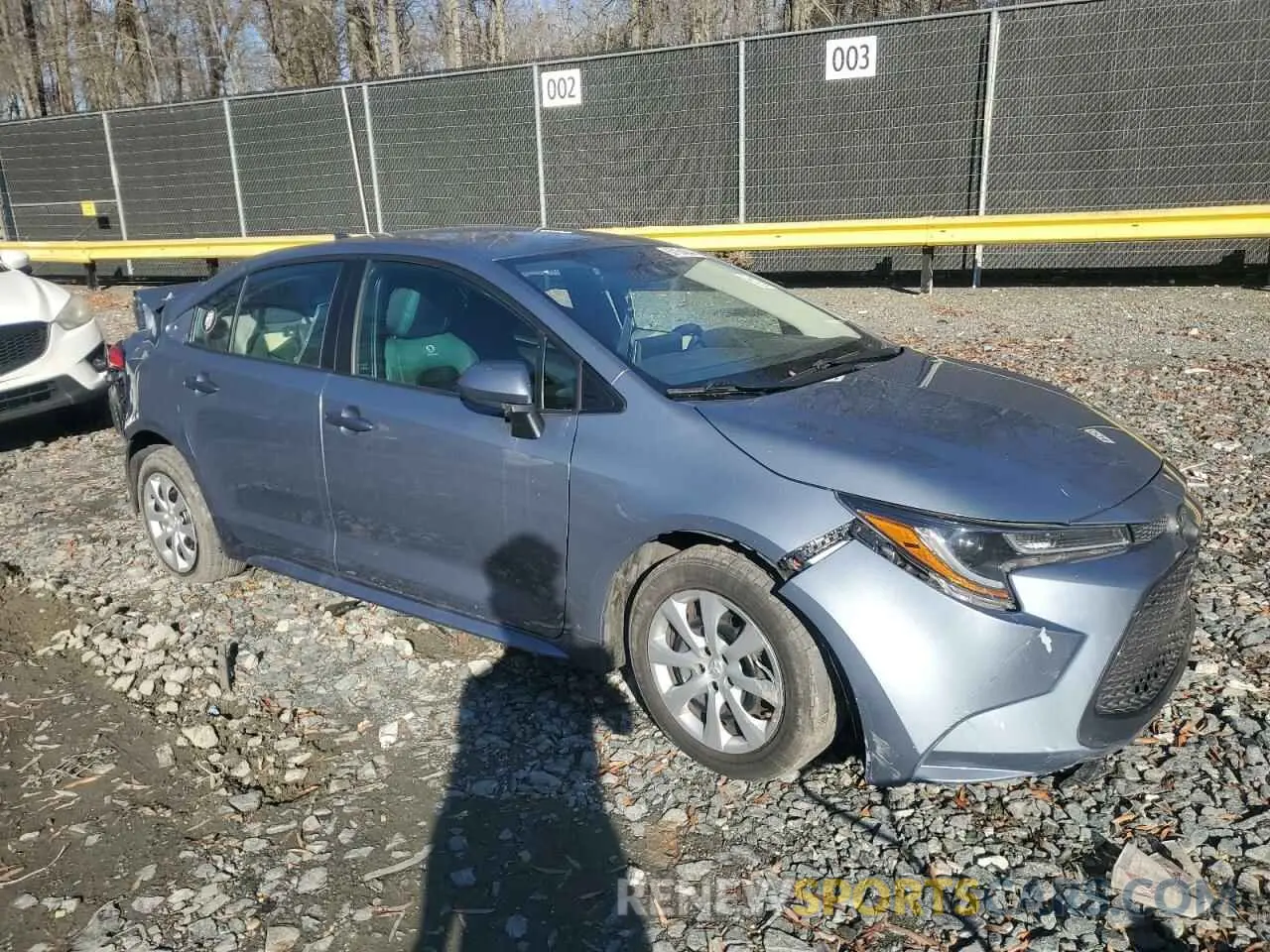 4 Photograph of a damaged car 5YFEPMAE0MP232239 TOYOTA COROLLA 2021