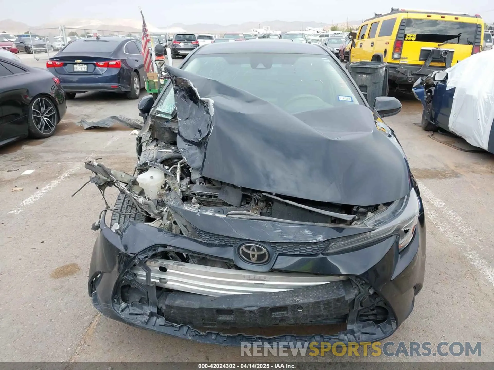12 Photograph of a damaged car 5YFEPMAE0MP253723 TOYOTA COROLLA 2021