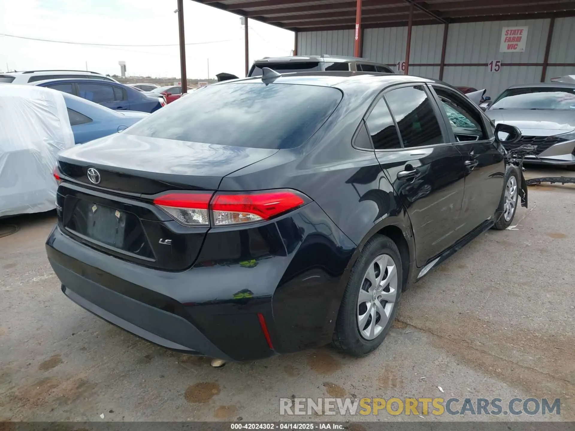 4 Photograph of a damaged car 5YFEPMAE0MP253723 TOYOTA COROLLA 2021