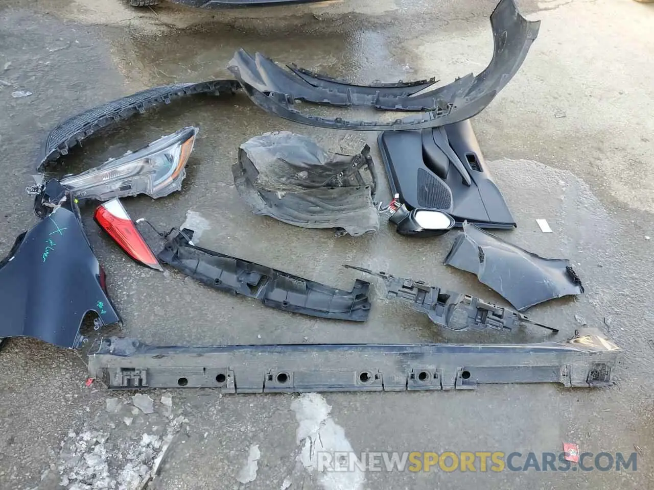 12 Photograph of a damaged car 5YFEPMAE0MP254189 TOYOTA COROLLA 2021