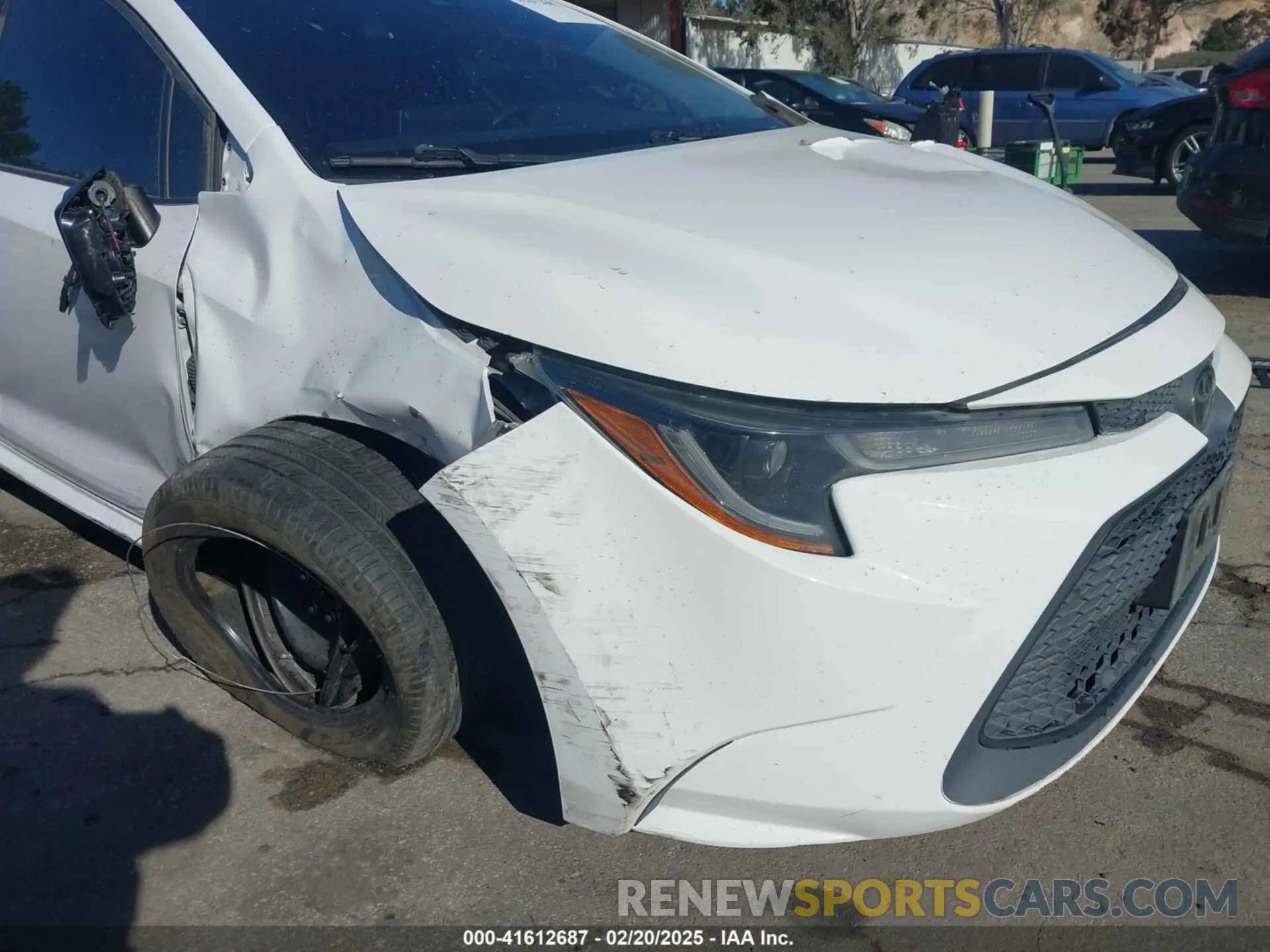 18 Photograph of a damaged car 5YFEPMAE0MP263569 TOYOTA COROLLA 2021