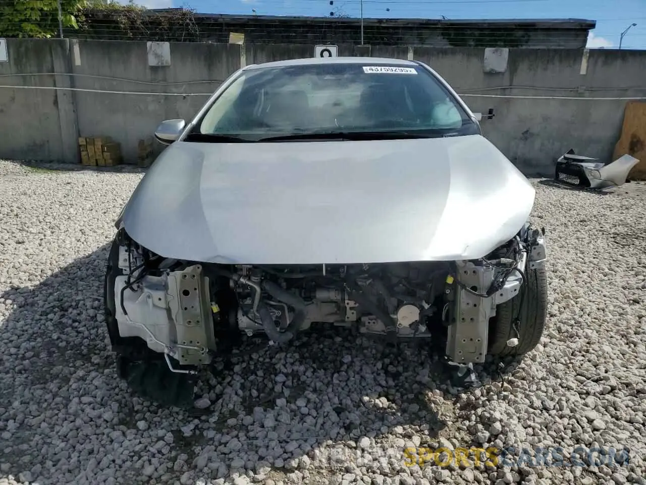 5 Photograph of a damaged car 5YFEPMAE0MP268853 TOYOTA COROLLA 2021