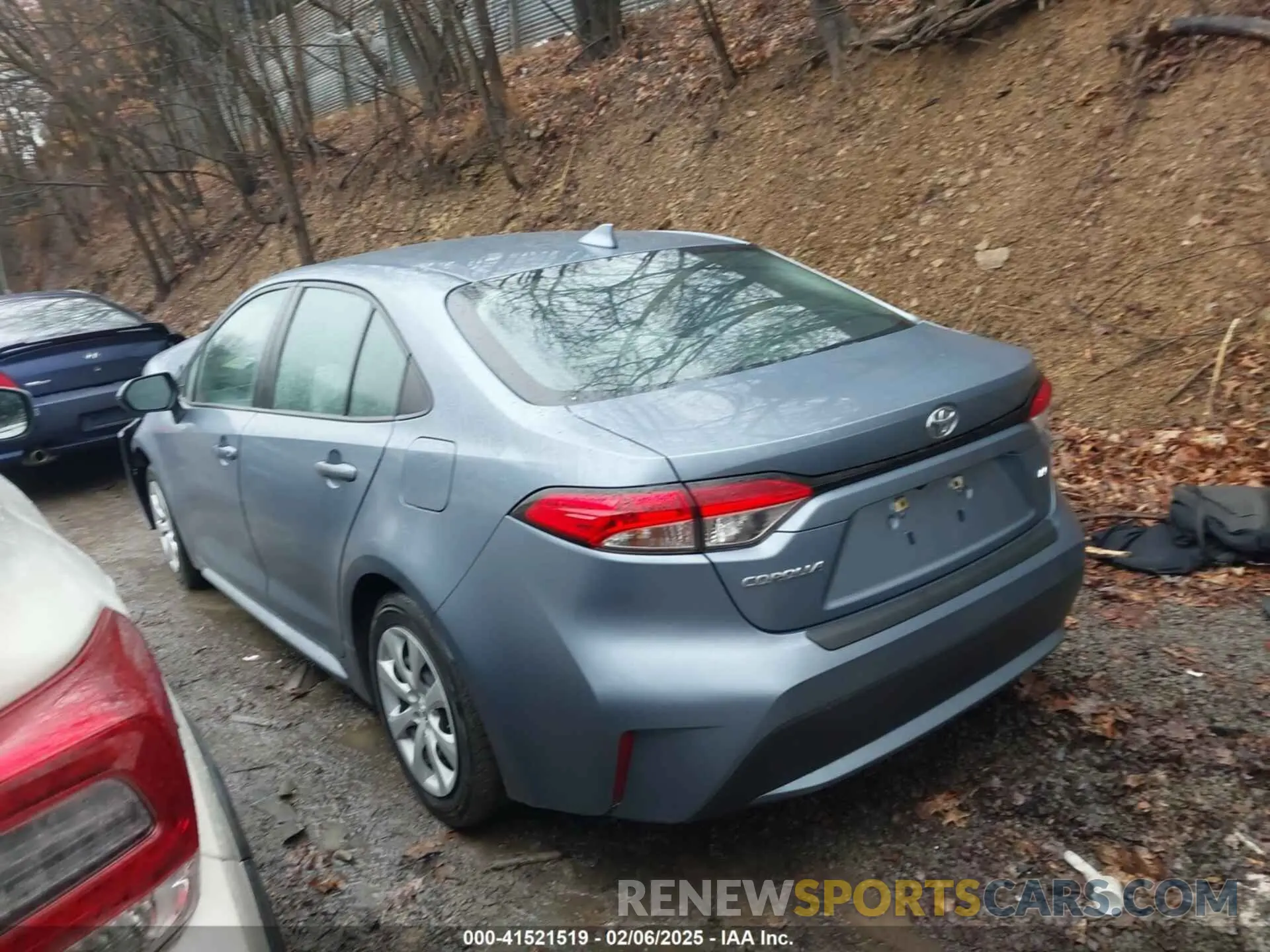 3 Photograph of a damaged car 5YFEPMAE1MP161004 TOYOTA COROLLA 2021