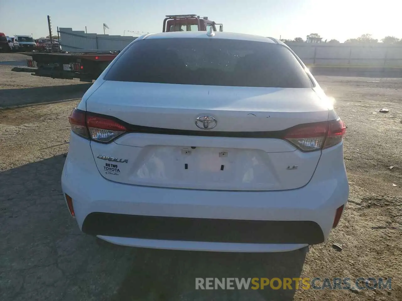 6 Photograph of a damaged car 5YFEPMAE1MP168258 TOYOTA COROLLA 2021