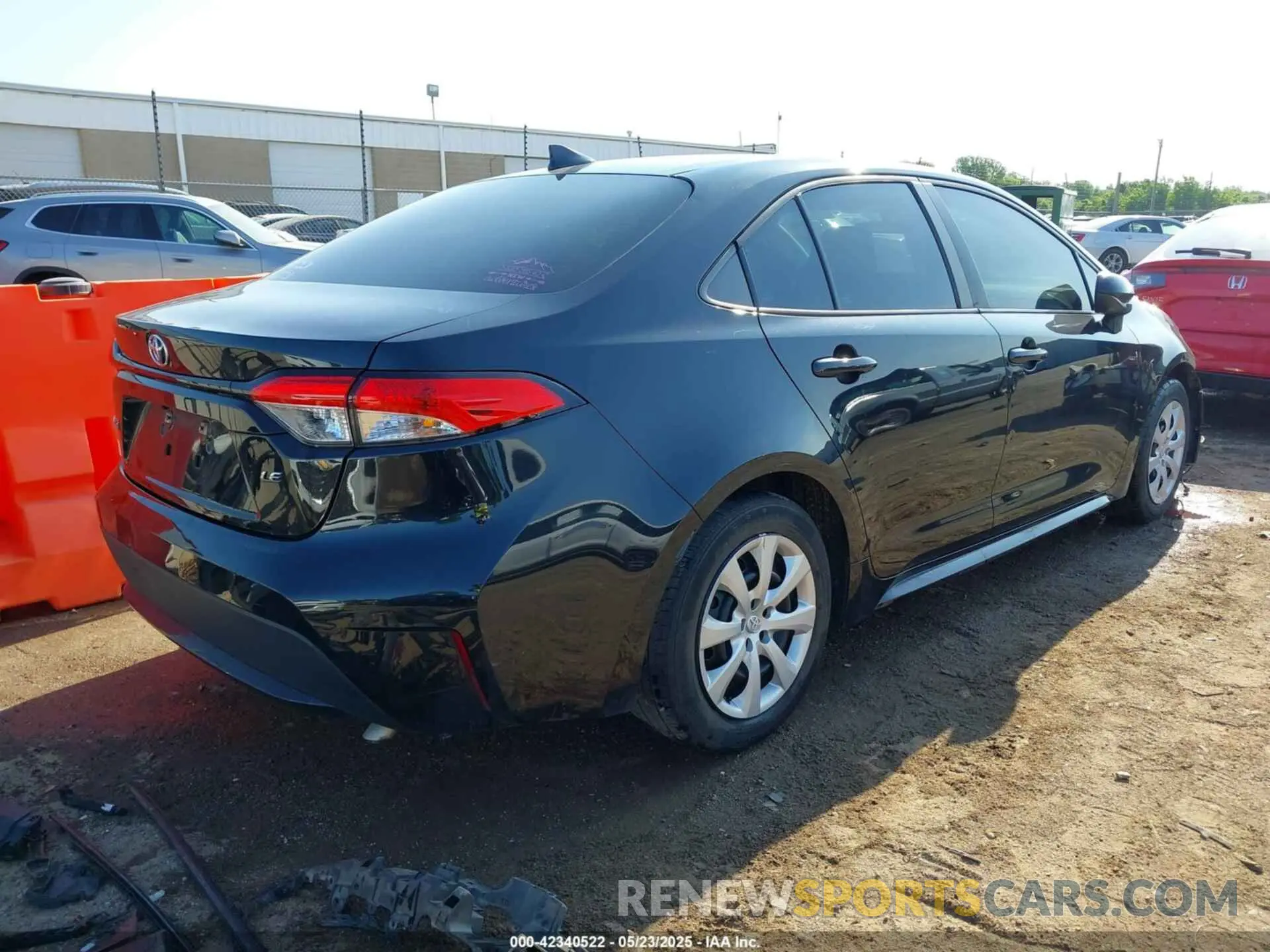 4 Photograph of a damaged car 5YFEPMAE1MP169670 TOYOTA COROLLA 2021