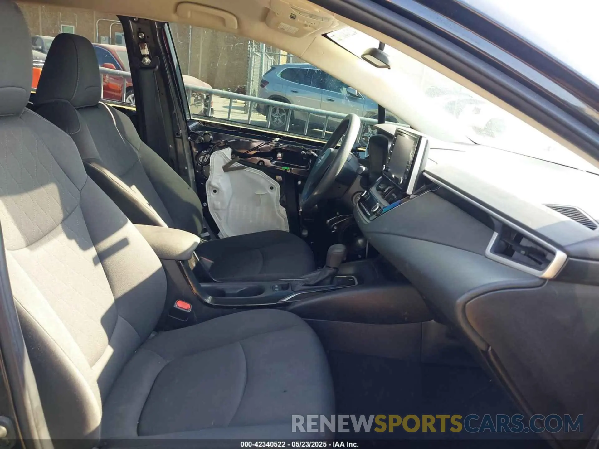 5 Photograph of a damaged car 5YFEPMAE1MP169670 TOYOTA COROLLA 2021