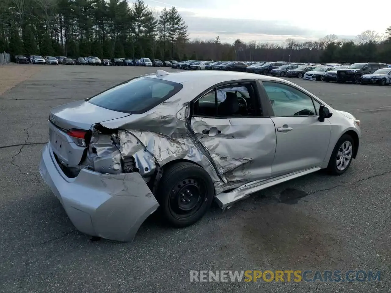 3 Photograph of a damaged car 5YFEPMAE1MP174447 TOYOTA COROLLA 2021