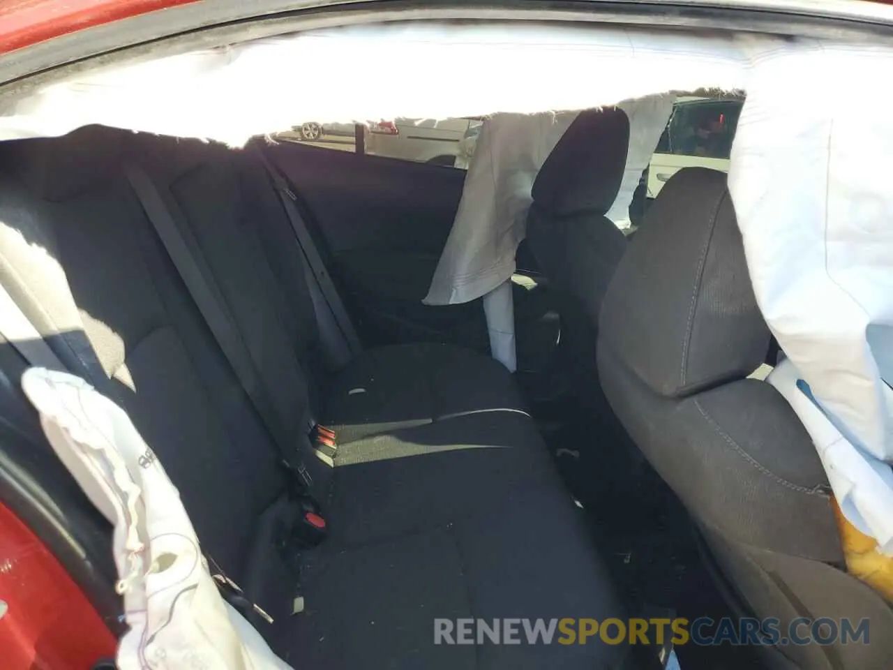 10 Photograph of a damaged car 5YFEPMAE1MP184265 TOYOTA COROLLA 2021