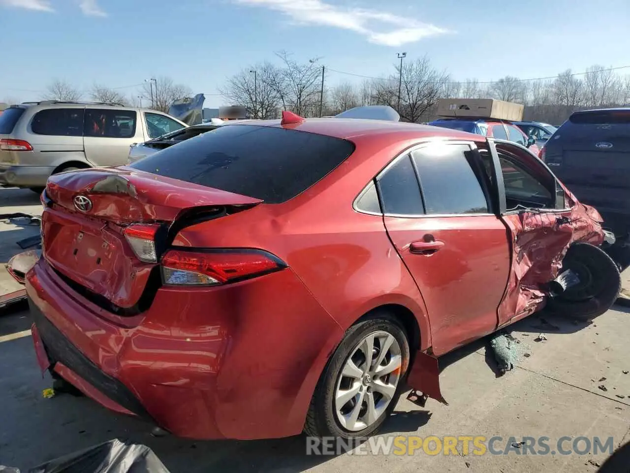 3 Photograph of a damaged car 5YFEPMAE1MP184265 TOYOTA COROLLA 2021