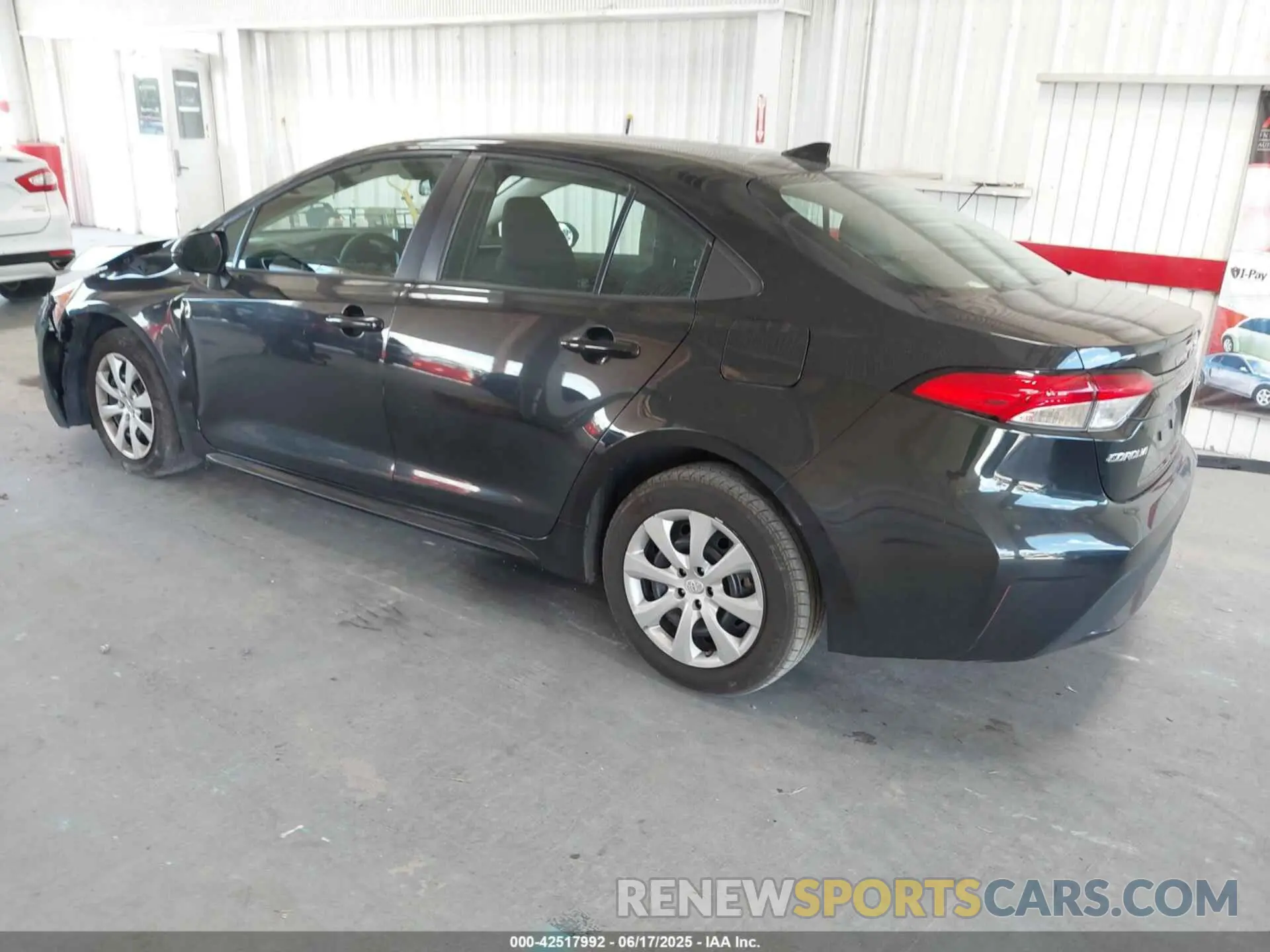 3 Photograph of a damaged car 5YFEPMAE1MP191250 TOYOTA COROLLA 2021