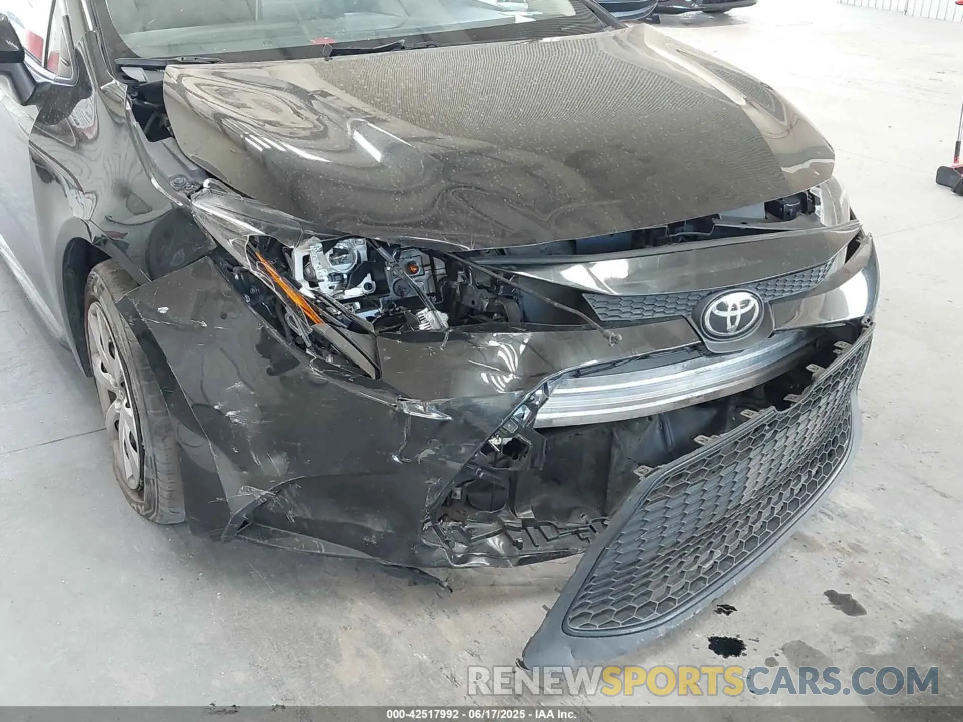 6 Photograph of a damaged car 5YFEPMAE1MP191250 TOYOTA COROLLA 2021