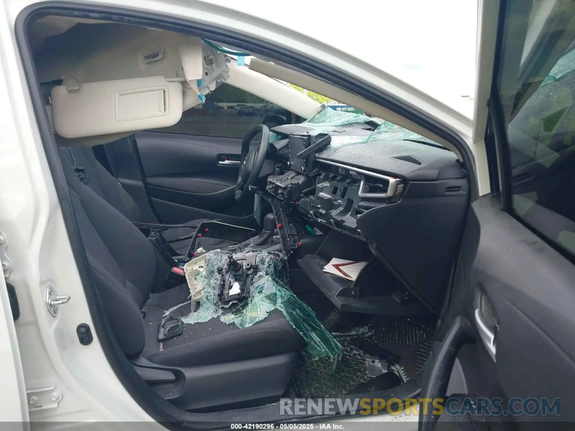5 Photograph of a damaged car 5YFEPMAE1MP201811 TOYOTA COROLLA 2021