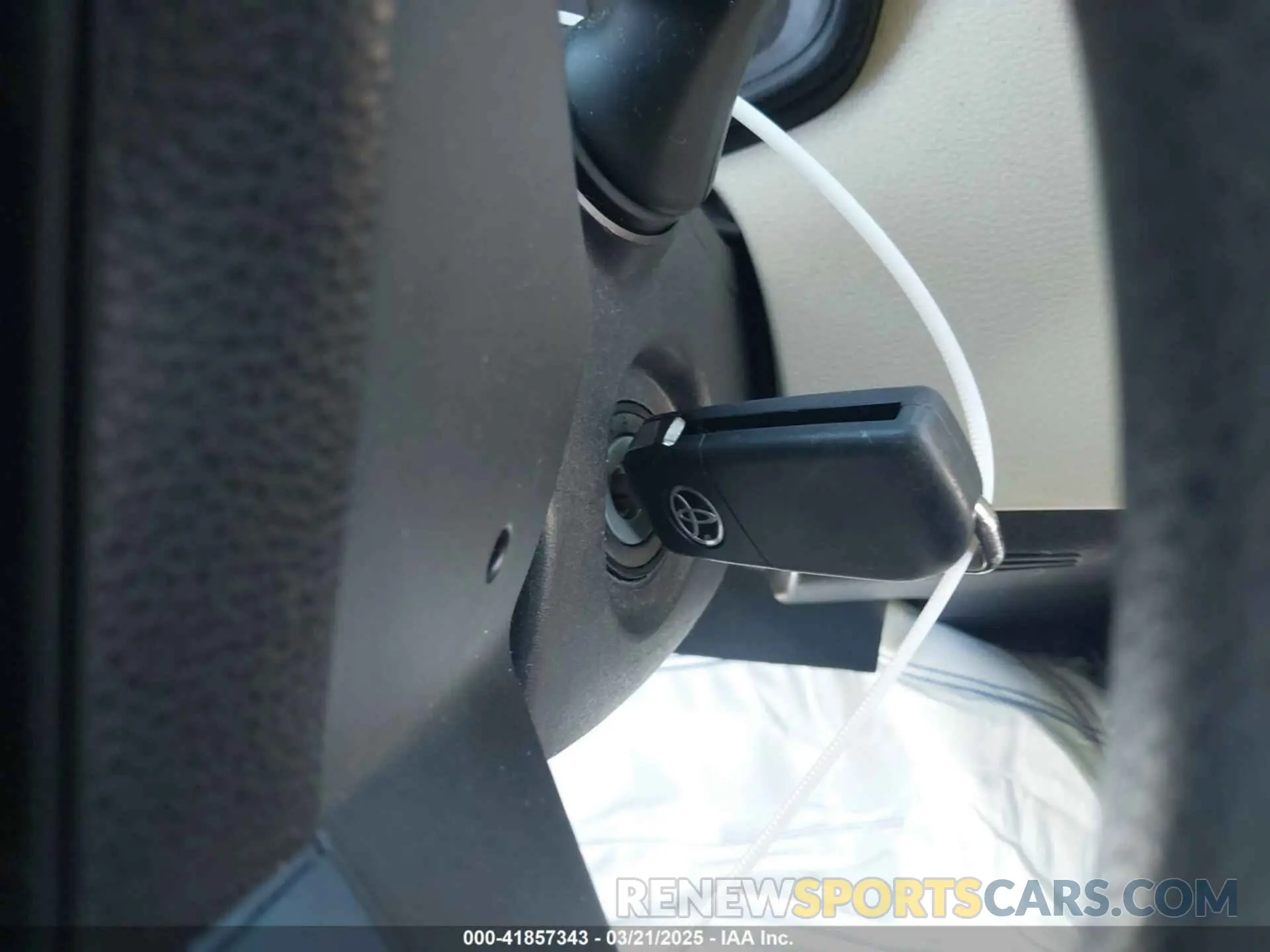 11 Photograph of a damaged car 5YFEPMAE1MP202974 TOYOTA COROLLA 2021
