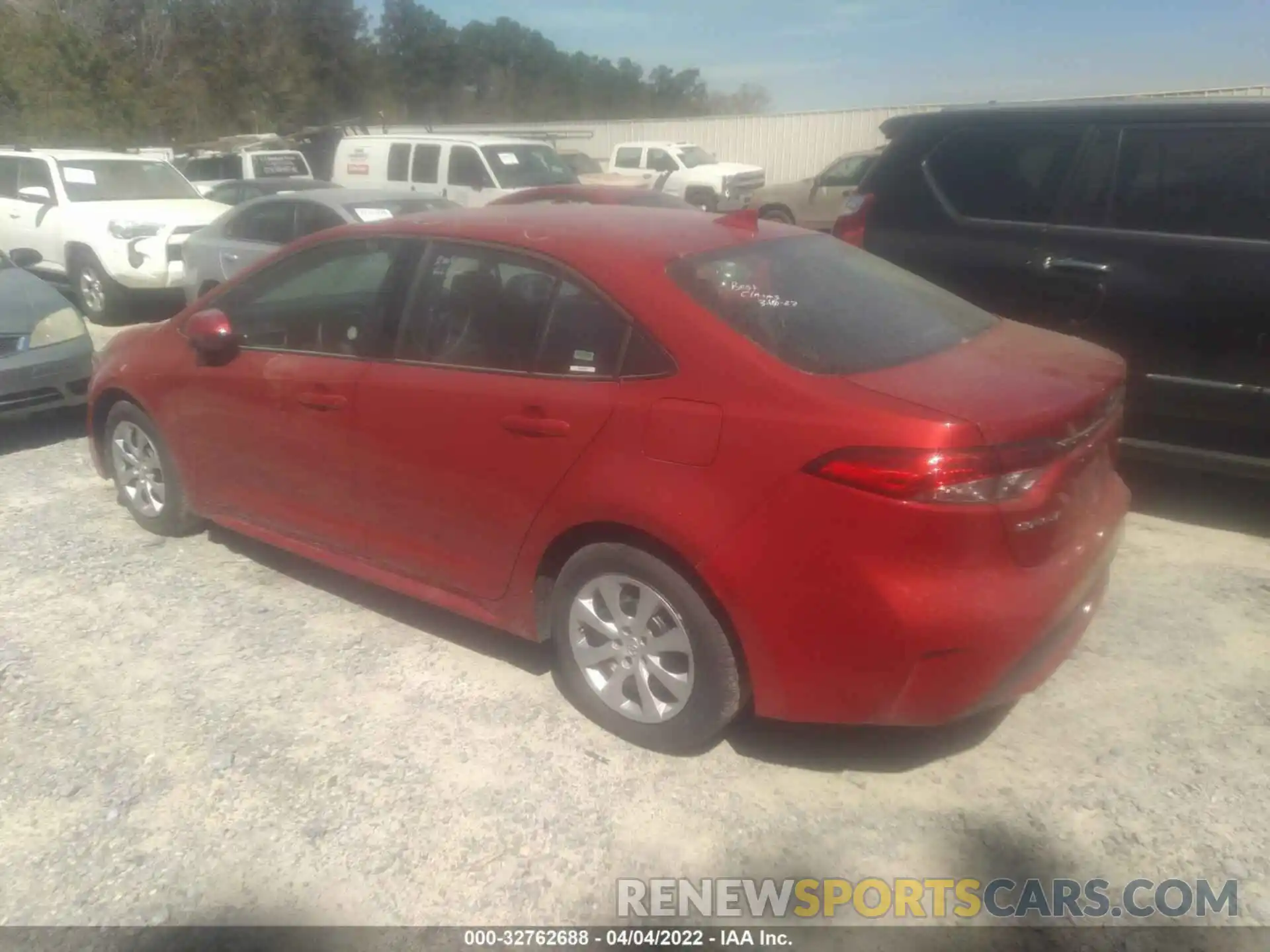 3 Photograph of a damaged car 5YFEPMAE1MP207267 TOYOTA COROLLA 2021