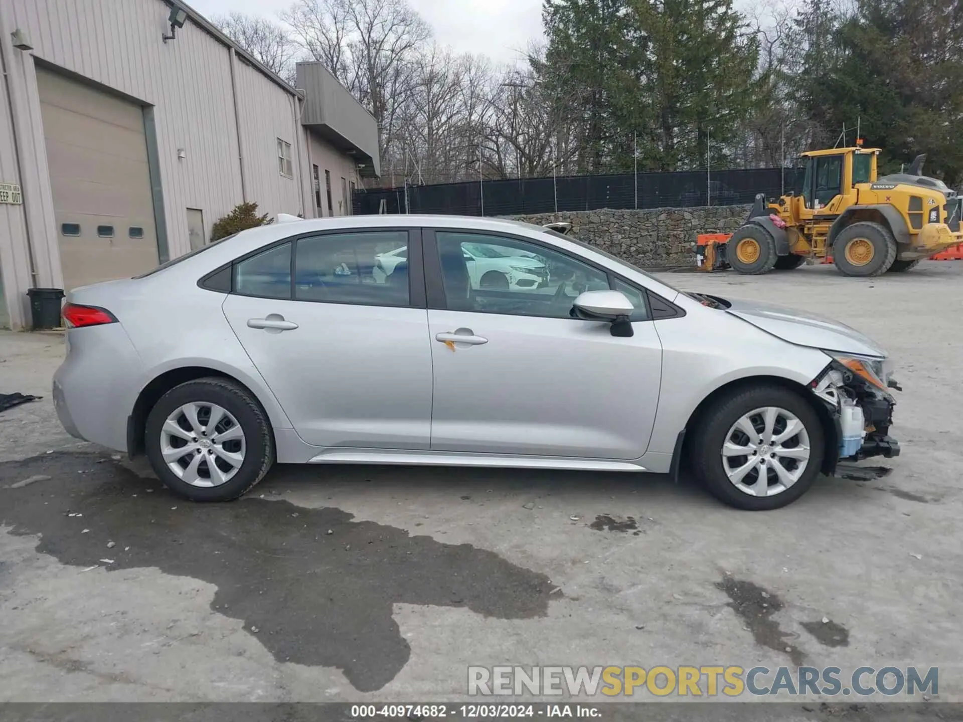 14 Photograph of a damaged car 5YFEPMAE1MP207401 TOYOTA COROLLA 2021