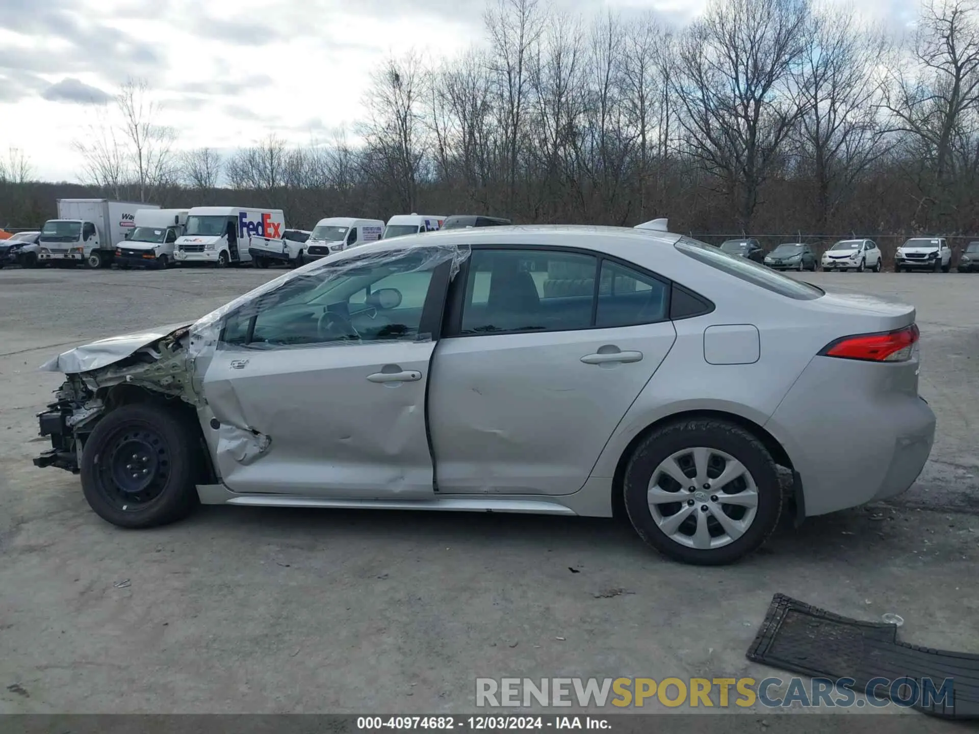 15 Photograph of a damaged car 5YFEPMAE1MP207401 TOYOTA COROLLA 2021