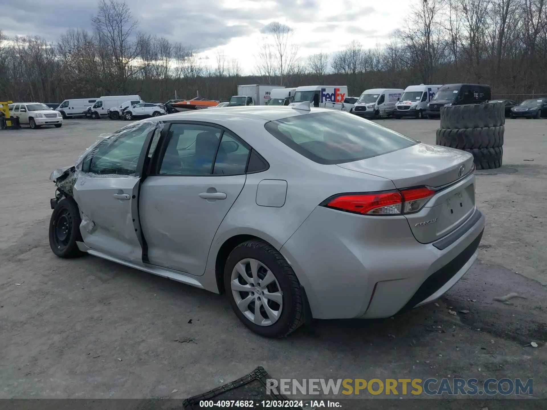 3 Photograph of a damaged car 5YFEPMAE1MP207401 TOYOTA COROLLA 2021