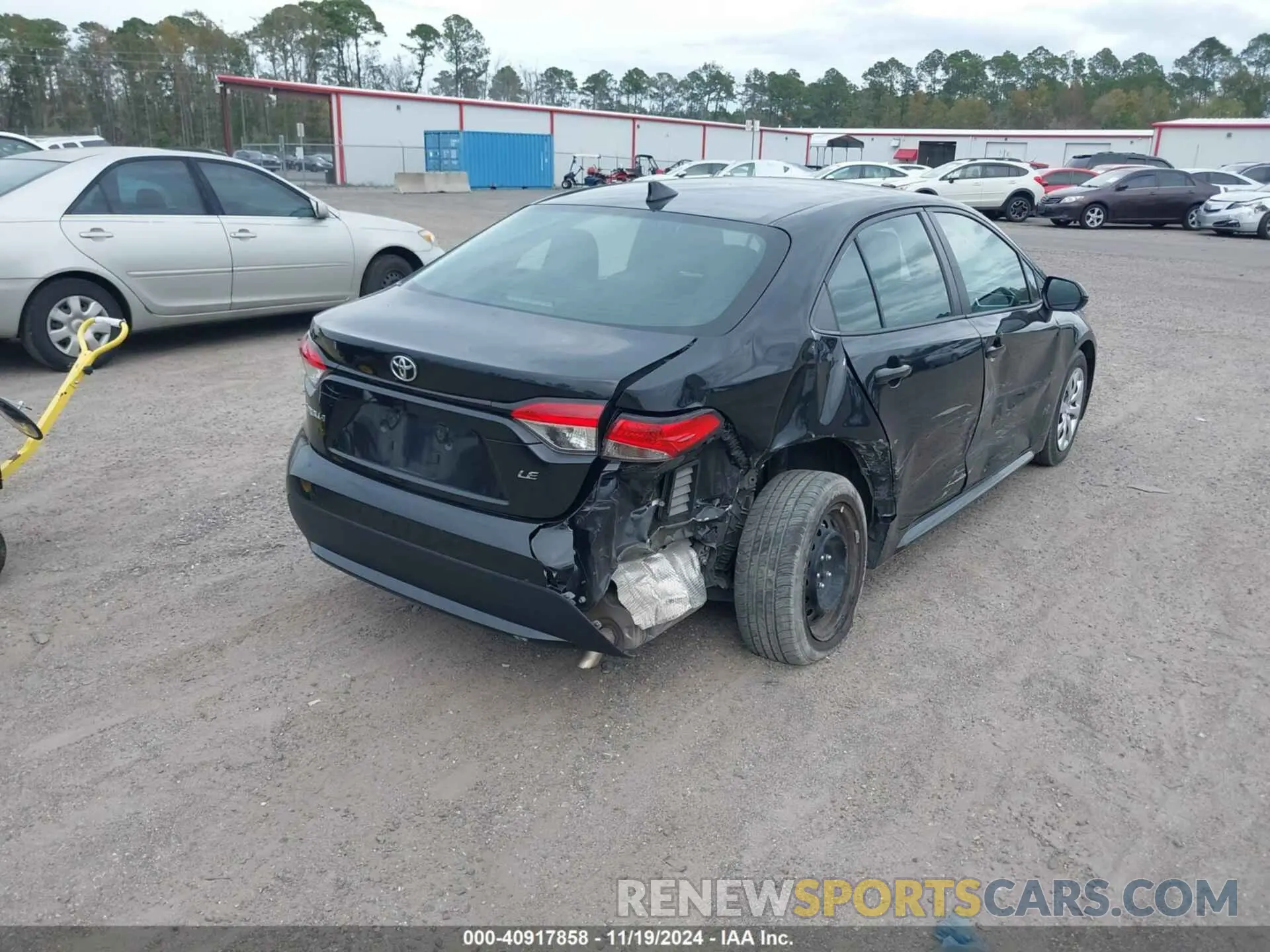 4 Photograph of a damaged car 5YFEPMAE1MP213005 TOYOTA COROLLA 2021