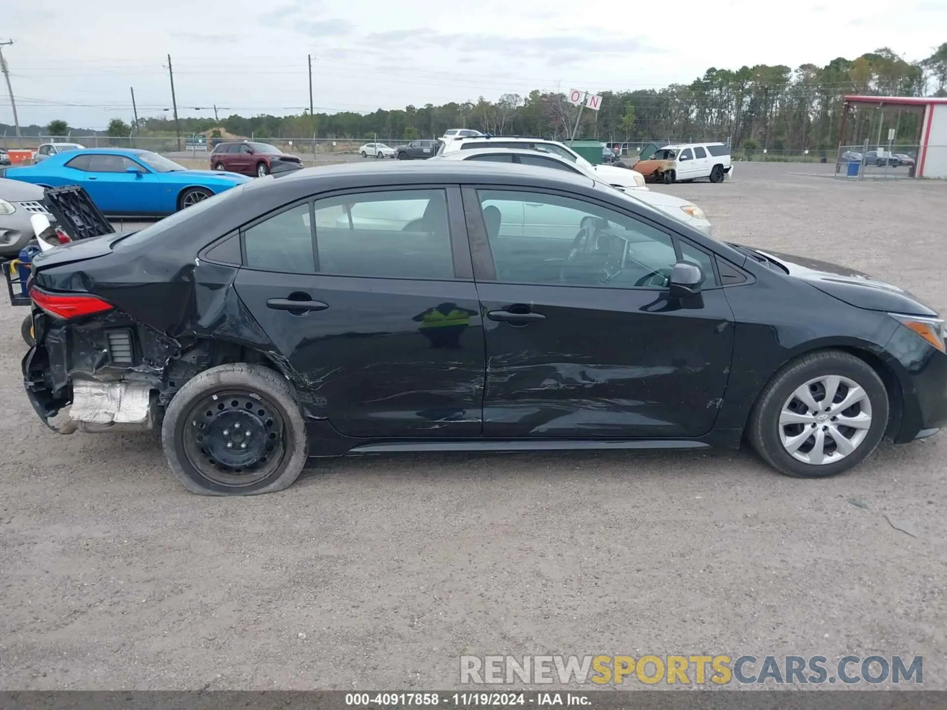 6 Photograph of a damaged car 5YFEPMAE1MP213005 TOYOTA COROLLA 2021