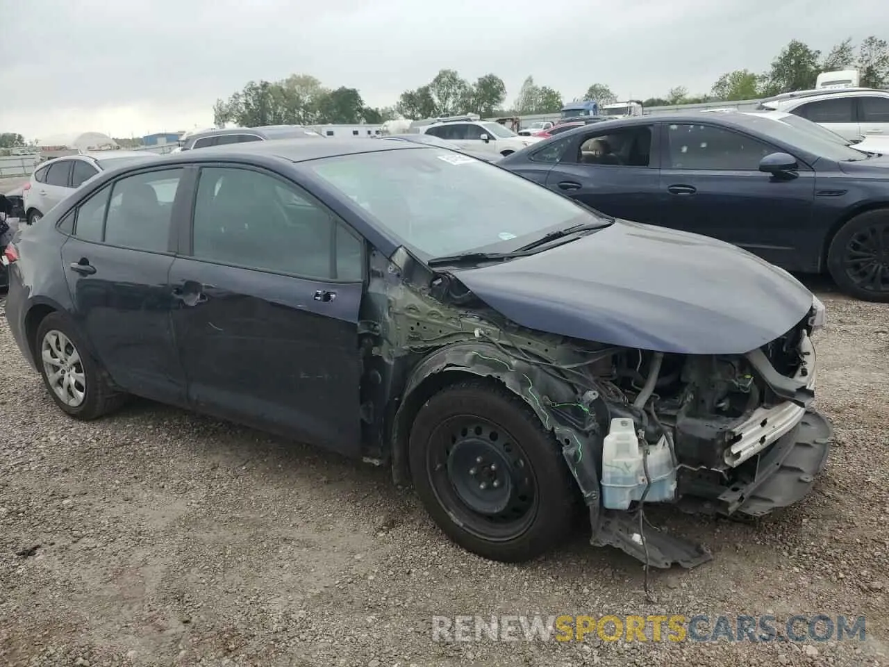 4 Photograph of a damaged car 5YFEPMAE1MP214171 TOYOTA COROLLA 2021