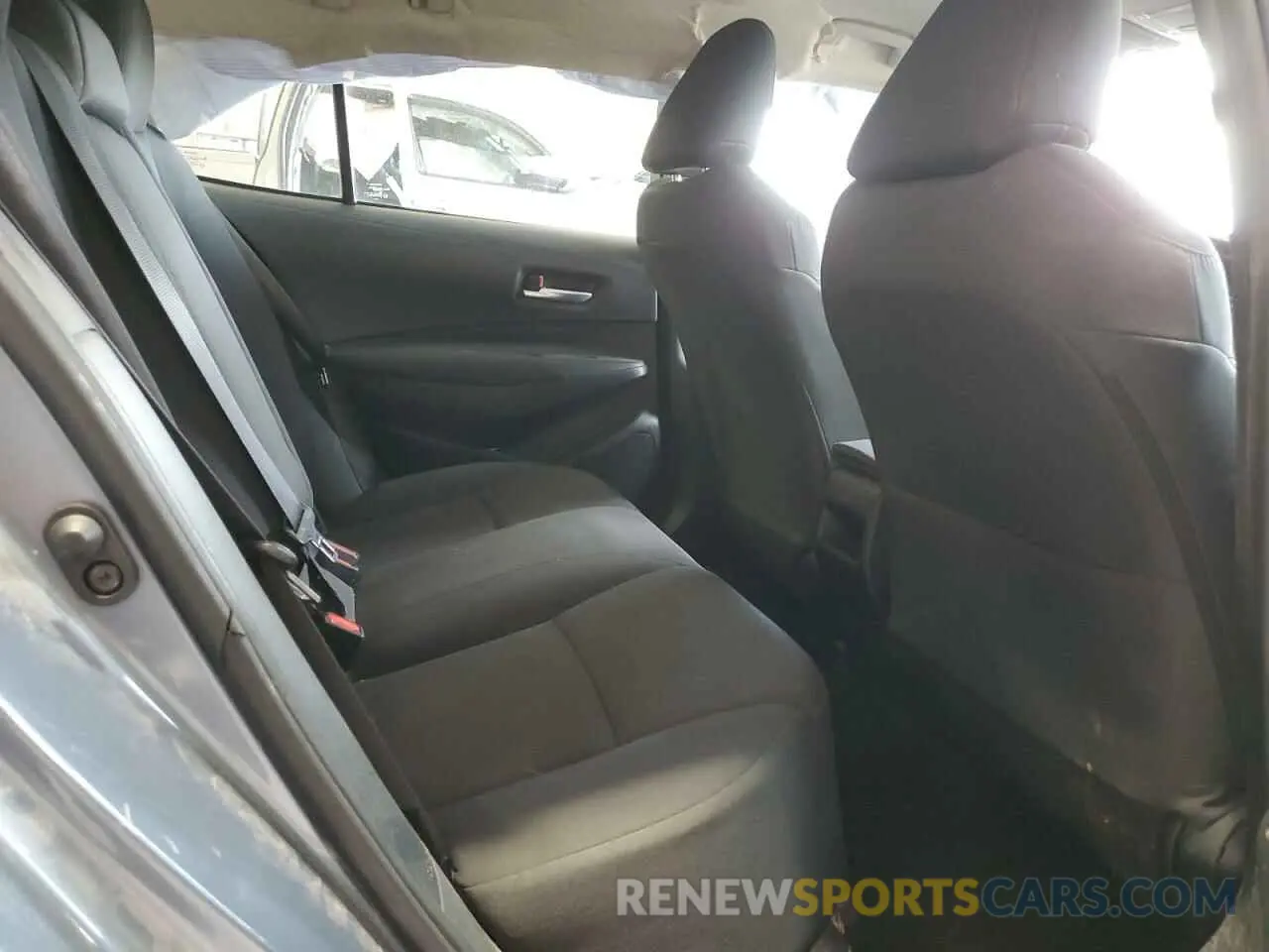 10 Photograph of a damaged car 5YFEPMAE1MP215157 TOYOTA COROLLA 2021